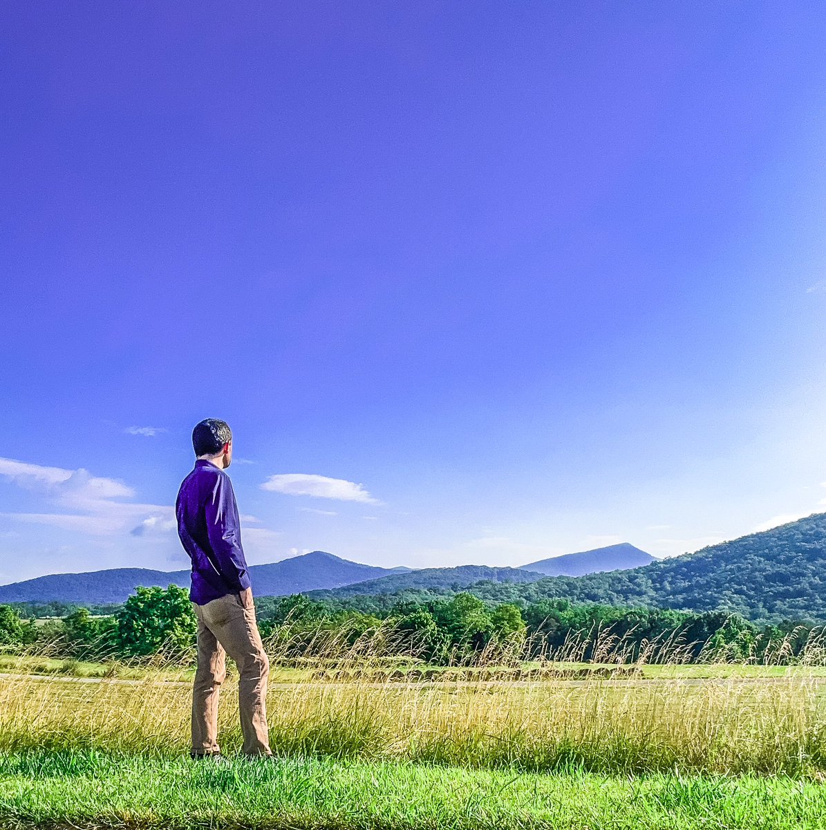 Joshua_W_Wright's tweet photo. “Chase your dreams but always know the road that'll lead you home again.” - @TheTimMcGraw

#BlueRidgeMountains #BlueRidgeParkway #FranklinCountyVA #FranklinCountyVirginia #Moonshine #MoonshineCapital #CountryMusic #RoanokeVA #RoanokeVirginia #TimMcGraw #MyHometown #JoshuaWright https://t.co/QolTtBAVjc