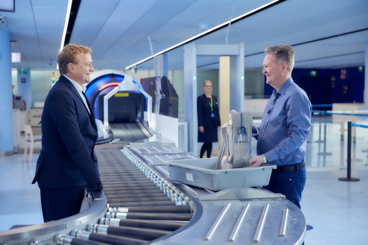 .@Finavia is set to streamline security control at Helsinki Airport by increasing the amount of liquids allowed in hand baggage to two litres per passenger. Finavia has now completed its dual-phase development project. 

Read for more!
https://t.co/pFWKVVLMDZ https://t.co/xGzyhylRUM