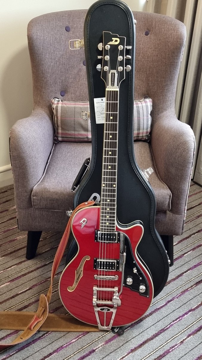 Duesenberg Starplayer III. Absolute Les Paul killer.