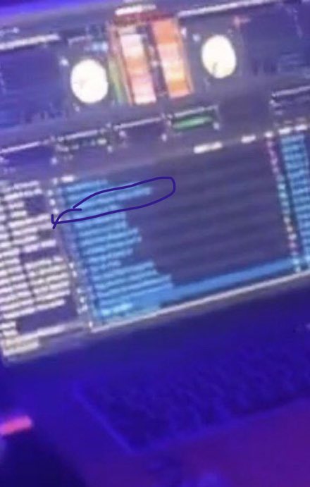 (🥇) Playboi Carti is a feature on Pink Tape, as seen in the zoomed in photo from the DJ’s laptop from the event Lil Uzi Vert attended tonight. 🎤 @samcantmisss