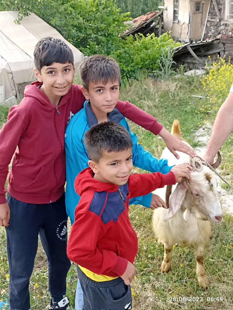 MusaliCemal's tweet photo. Tüm Müslüman aleminin bayramını tebrik ederiz. Hayırlı bayramlar BBP Çankırı il başkanlığı il başkanı musali Cemal https://t.co/YhZjA7AiGv