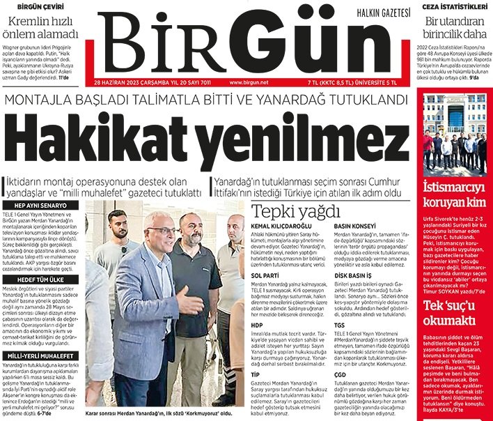 Montajla başlatılan kumpas talimatla bitti ve Merdan Yanardağ tutuklandı. AKP'nin Türkiye yüzyılı böyle başladı ama hakikat yenilmeyecek.

Bugünün @BirGun_Gazetesi 
#GününManseti