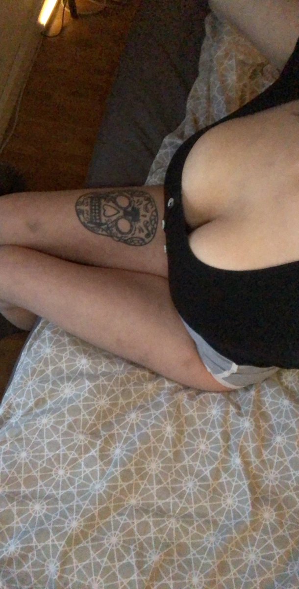 Saraxhafa9's tweet photo. I'll send nude for every like/retweet.(must follow)comment DONE so i can DM you😘💋💋💋💋💋

#sellingnudes #buyingnudes #nudes #horny #cockslut #cumslut #cumtribute #tits #boobs #pussy #slut #whore #bbc #cocktribute #kik #Snapchat

RT/Follow Dm  cheap prices https://t.co/u670M4rewz