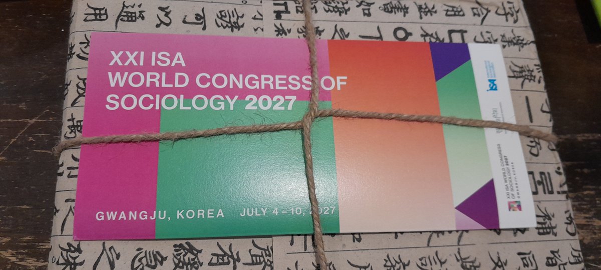 DrDanWoodman's tweet photo. A pleasure to attend the 'Korea night' yesterday evening at the #ISAWCS23 hosted by our friends at the Korean Sociological Association. Looking forward to sharing @AustSoc 's experience as host with the LOC for 2027, and can't wait to visit Gwangju in 2027 #ISAWCS27. https://t.co/y52kGAqqPV