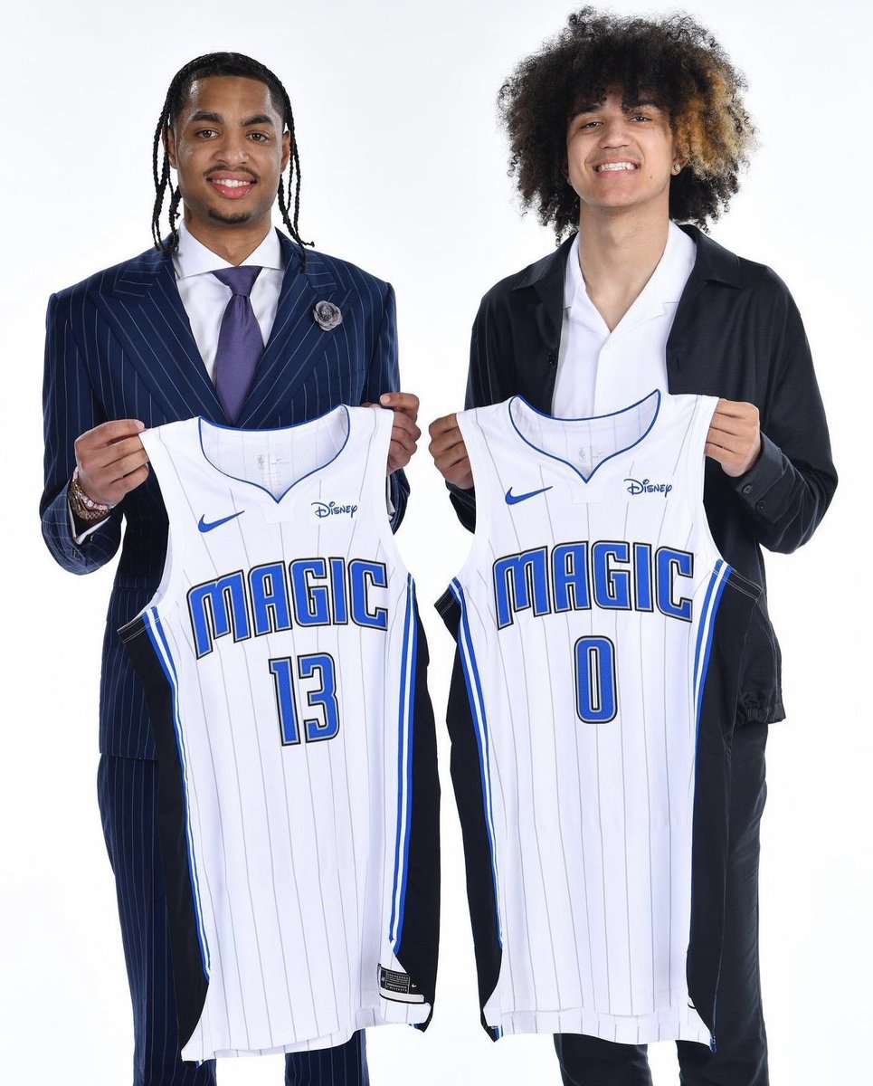 Anthony Black & Jett Howard in their new threads. 🔥

📸: @OrlandoMagic 

#NBADraft x #MagicTogether