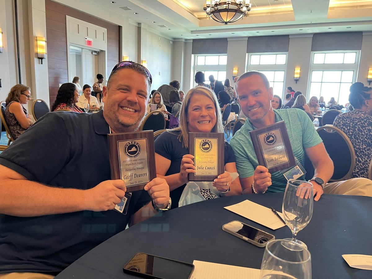 Vineeth Lagouit tweet media