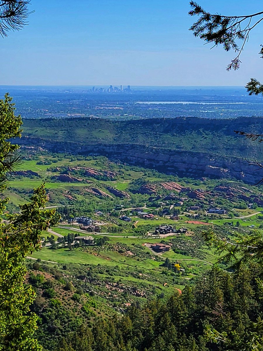 wander4insp's tweet image. Happiness resides not in possessions, and not in gold, happiness dwells in the soul. -Democritus
Plymouth Creek Trail snakes its way up through the scrub brush covered hills away from its trailhead, hidden in the valley below.
#DeerCreekCanyon #ColoradoTrails #DenverColorado