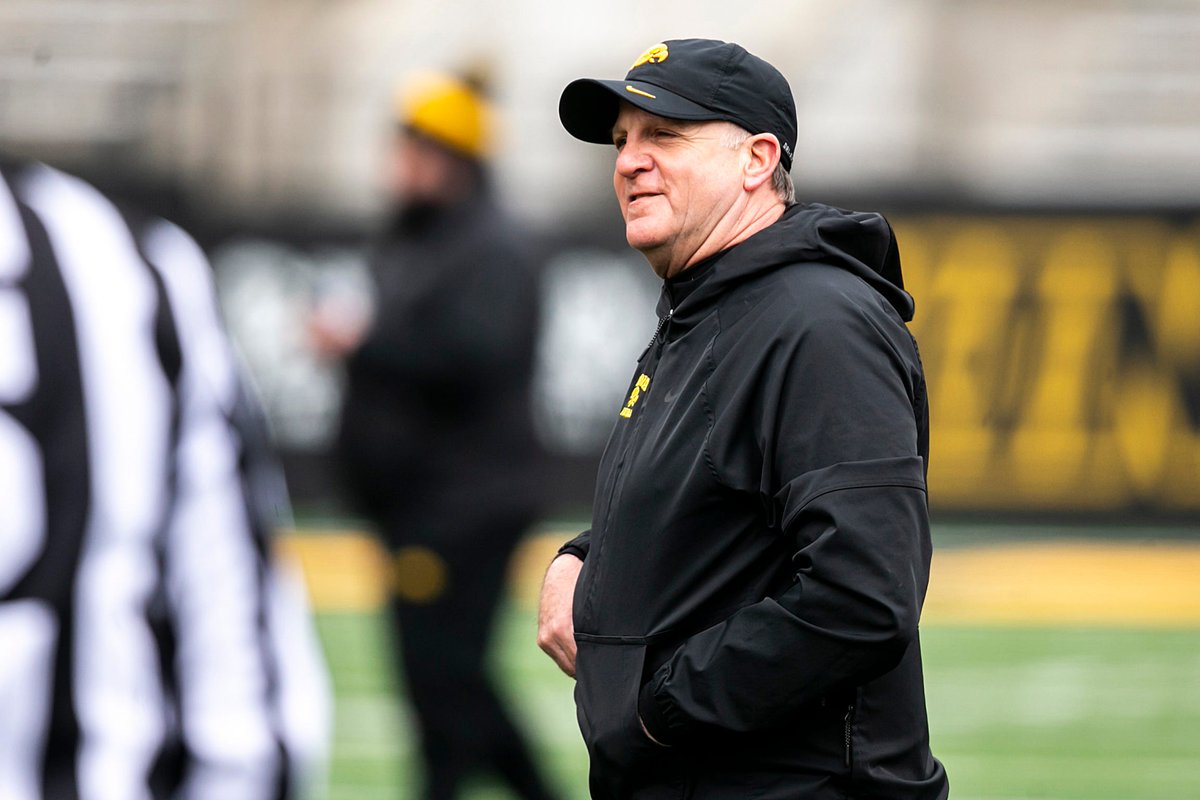 An update on one of Iowa's defensive back targets that was on campus this past weekend for an official visit. 

VIP: 247sports.com/college/iowa/b…