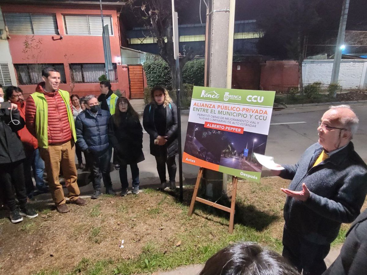 El trabajo mancomunado q se conforma con alianzas público-privadas junto a la comunidad son el corazón de la transformación urbana, eso es lo q inauguramos hoy con la nueva calzada e iluminación de Alberto Pepper y la firma de un consolidado Plan Trienal junto a <a href="/ccu_cl/">CCU</a>

(1/5)👇🏼