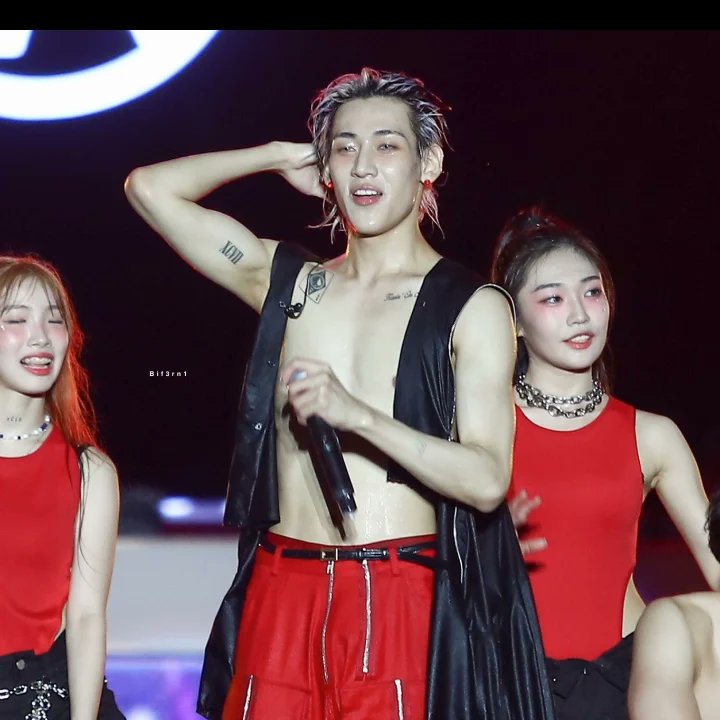 @Kextronews @Lookkaew_r BAMBAM HOT🔥🔥🔥🔥🔥
#SourandSweet #뱀뱀 #BamBam @BamBam1A @BAMBAMxABYSS