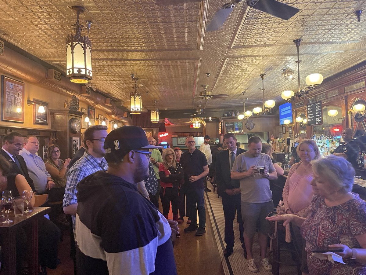 sam__simmons1's tweet photo. Majority Leader of the Troy City Council Sue Steele thanking her supporters as unofficial results roll in putting her over fellow Democratic City Councilwoman Emily Menn. https://t.co/mrzxC8htZK