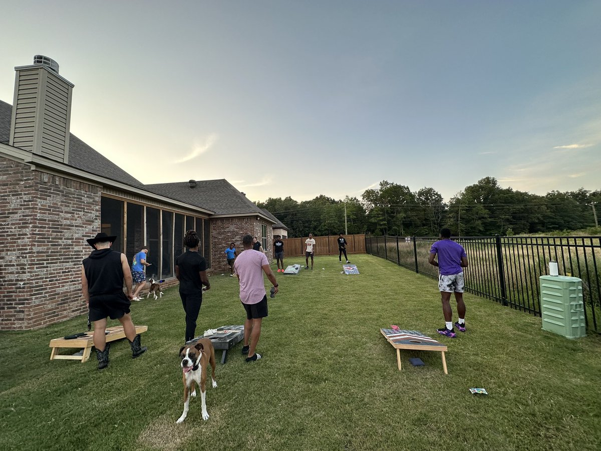 Derrick Lett tweet media