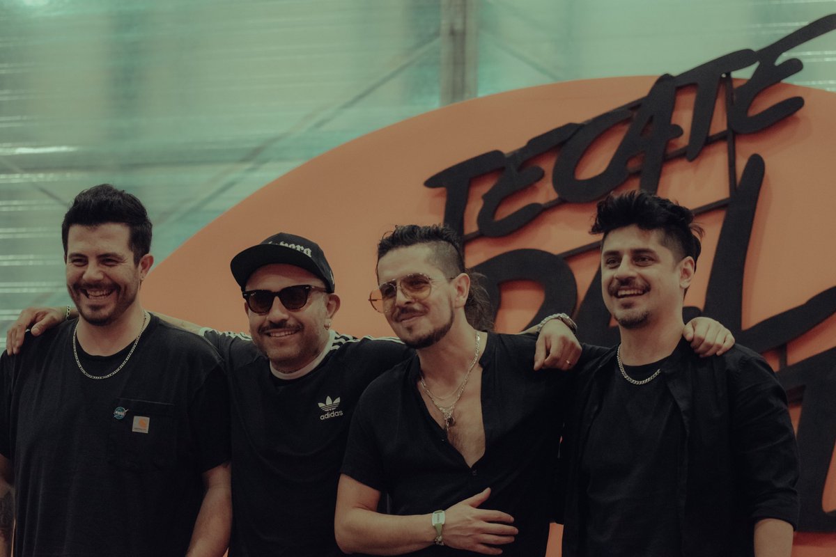 Estamos muy emocionados de poder compartir con ustedes este 16 de diciembre en el @palaciodelosdeportesmx nuestra más grande celebración, nuestro XX Aniversario. 😎

Déjanos un emoji de 🔥 si ya tienes tu boleto para ese día. 

Boletos aquí: bit.ly/AllisonPalacio…

#AllisonXX