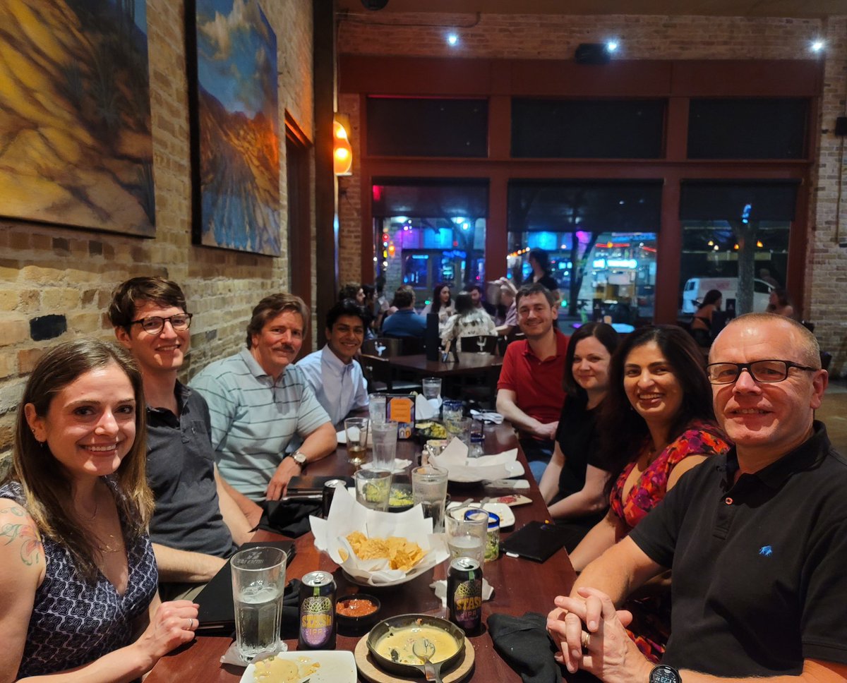 Collaborations being strengthened over some Tex-Mex @Satvikt_ai @WillStewNeuro #NNS2023 @cohenbioscience @PennNSG @PennRadiology @DiCIPHR #CBIR