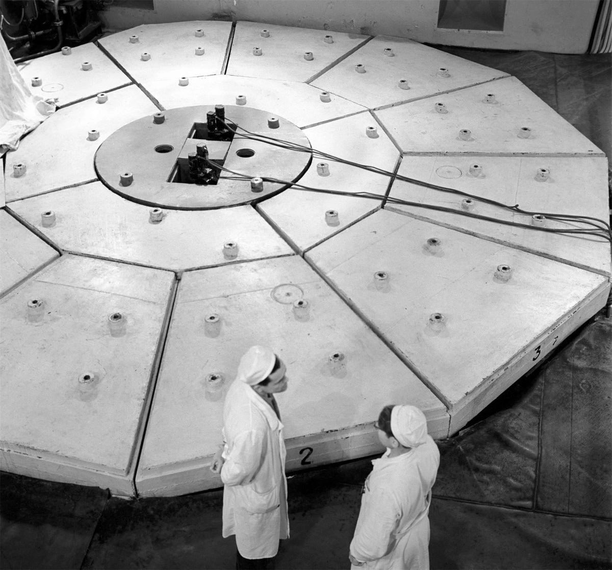 Социалистический Ленинград on Twitter: \"27 июня 1954 года была запущена ...