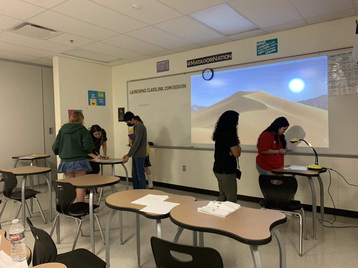 The learning environment in today’s Summer Bridge Math session was a vibe! Students and teachers collaborating, station activities, and music and movement to keep the energy going were all part of the process of engaging with each other. #GettingStrongerTogether @alvargasCCMR