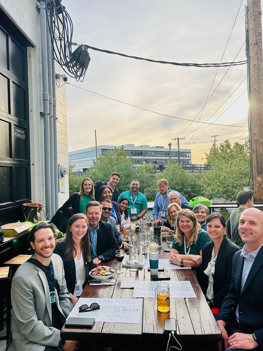 NFL team and league sustainability crews at Green Sports Slluanc Summit in Seattle @chiefs @MiamiDolphins @MBStadium @LumenField @Eagles