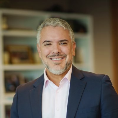 Wilson_Suaza_'s tweet photo. 🚨¿Cuál fue peor?

@AndresPastrana_  dale 🔄❤️
@IvanDuque dale RT 🔄❤️
Ambos= dale RT 🔄❤️ https://t.co/rbmAxBfvQK