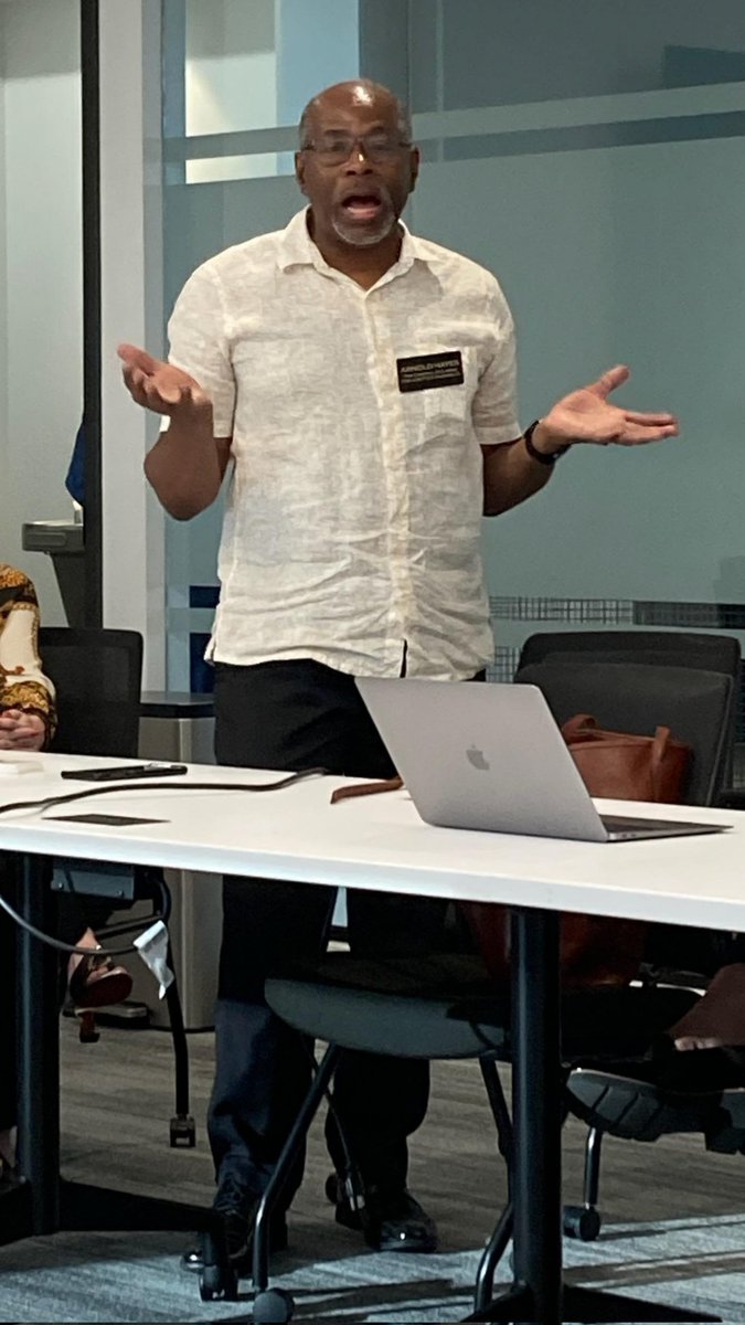 HayesForJustice's tweet photo. Thank you @nashvilledems, for allowing me to share why I am running for Council At-Large! Nashville can do BETTER! #BetterDaysWithHayes https://t.co/OT4e8gi8FL