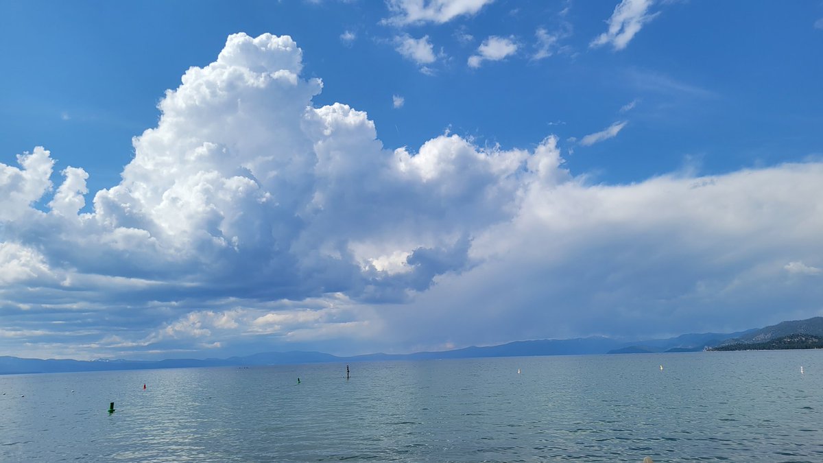 Afternoon thunderstorm development. #Tahoe #CAwx