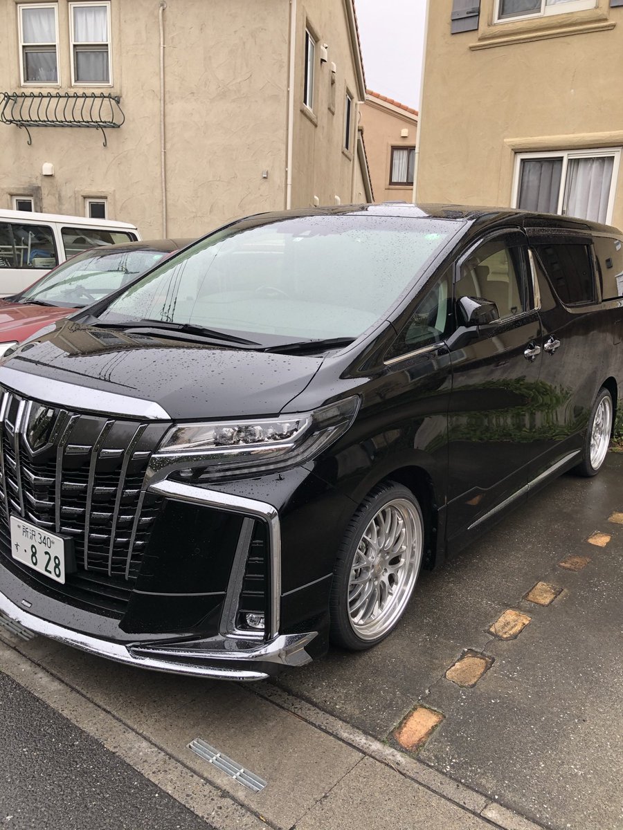 weedwarrior828's tweet photo. この車見かけたら石投げて止めてください^ ^
運転手生死問わず^ ^ https://t.co/dnEiAFbqrl