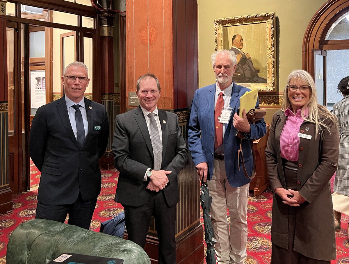 Terrific visit with the Minister for Skills, TAFE and Tertiary Education at Government House with my outstanding Secondary colleagues. We commend the Vet Review Panel and the future of Skills in NSW. Thank you Minister. @NSWEducation @NSWSPC @crakanthorp @dizdarm @UlladullaHS