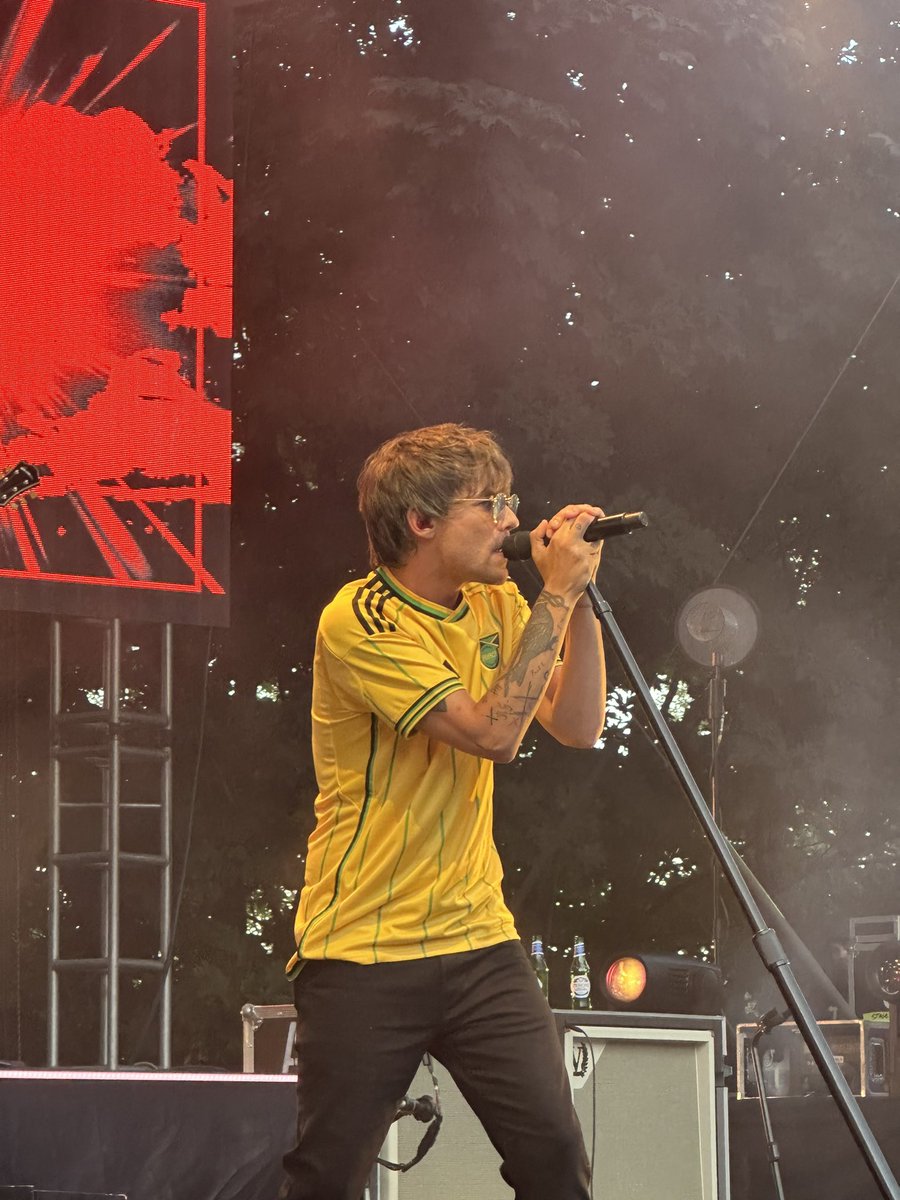 LTWorldUpdates's tweet photo. 📸| Más fotos para apreciar lo hermoso que está hoy 🥵
#FITFWTTroutdale

©️jennobviously https://t.co/9bCU4QMrEJ