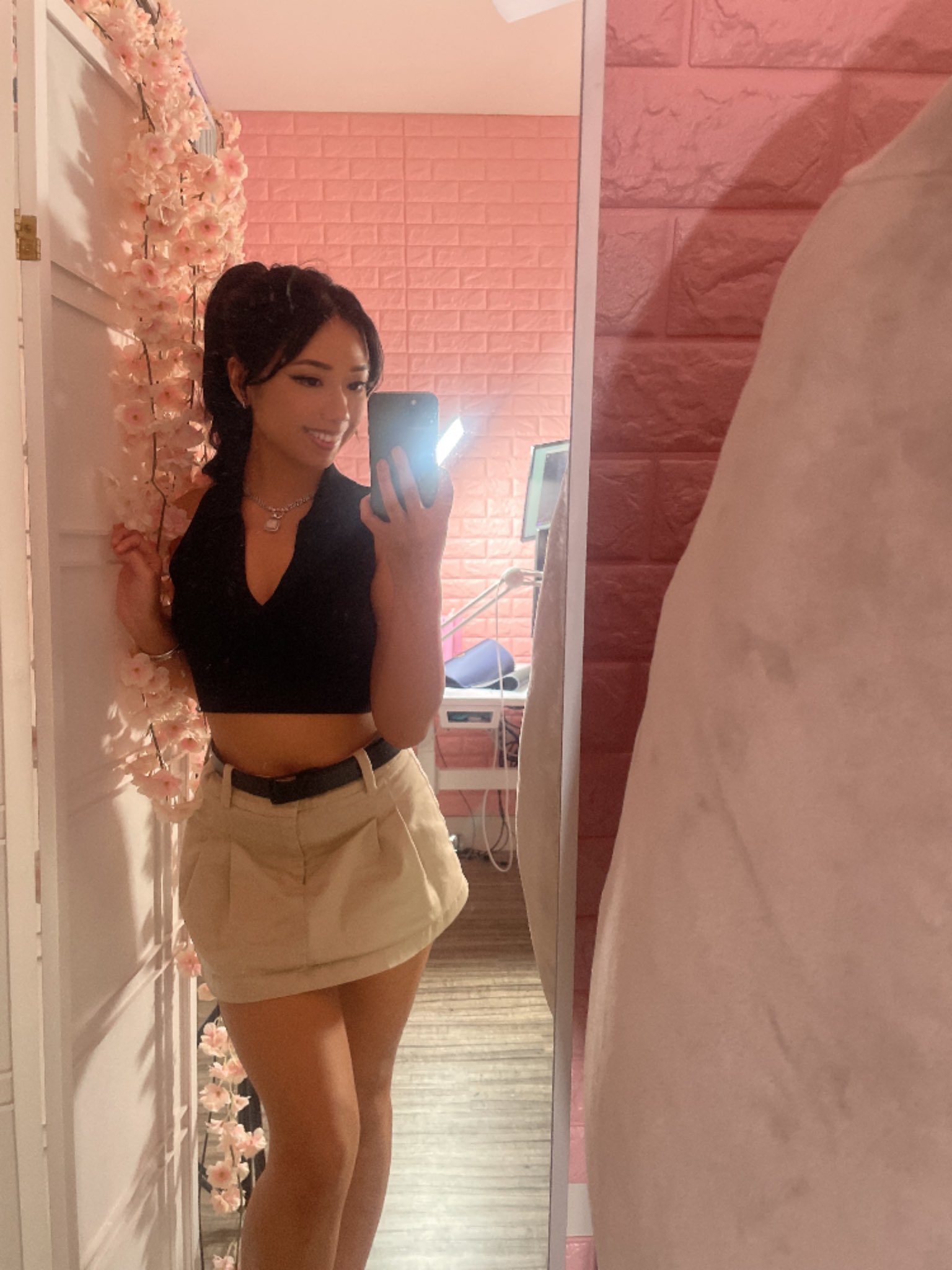 Nikki on Twitter: "https://t.co/ZKLdDrmUhD https://t.co/ESbqM72VnU" / Twitter