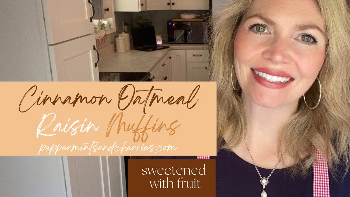 Cinnamon Oatmeal Raisin Muffins Sweetened with Fruit #breakfastrecipes #healthyrecipes #bakingathome  discover-recipes.com/cinnamon-oatme…