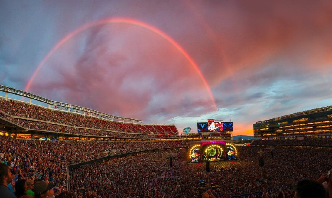 I’m in there somewhere.🌹💀🌈⚡️ #GD50