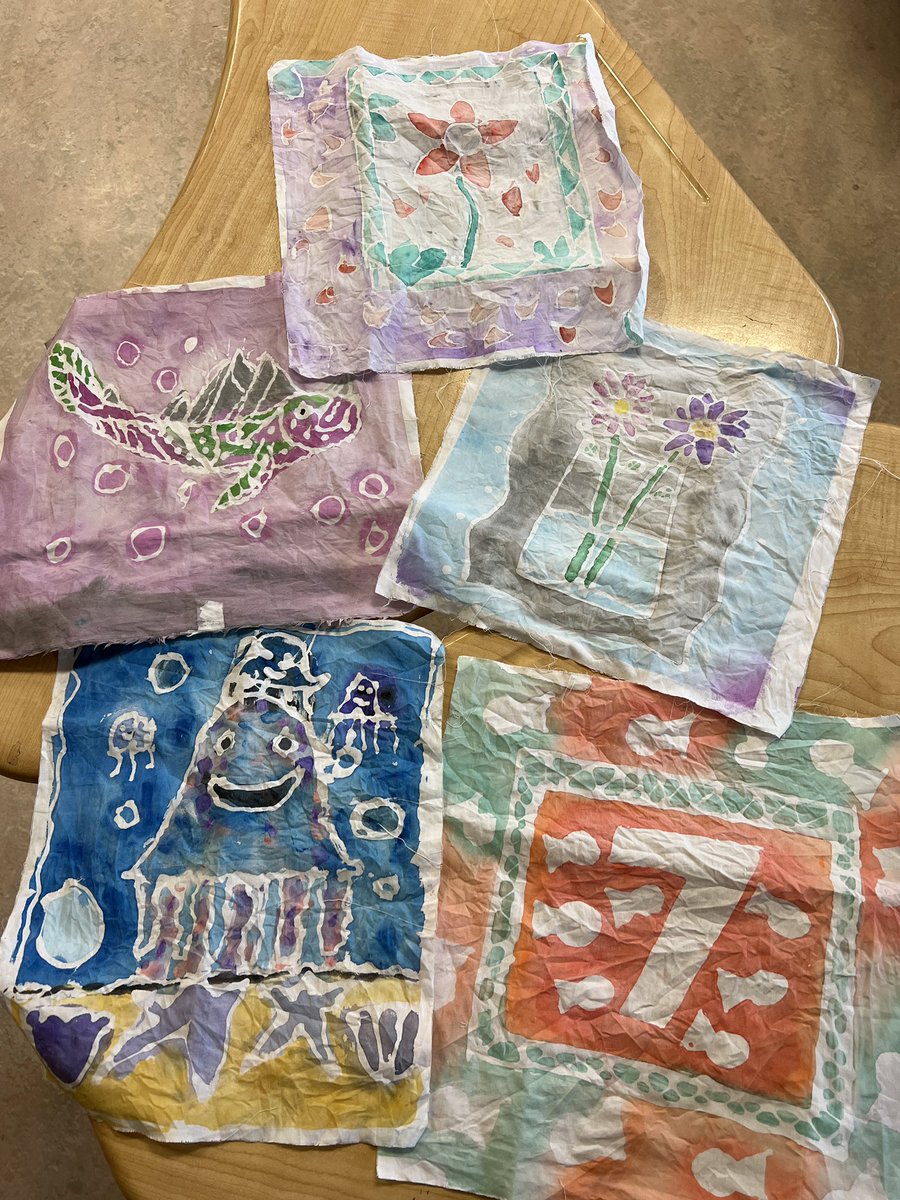 CCAgrade5's tweet photo. Finished off the year with batik work on fabric. These turned our crazy good! The kids loved each step of the process. @CochraneAcademy #rvsed https://t.co/EB7FOCn4zC