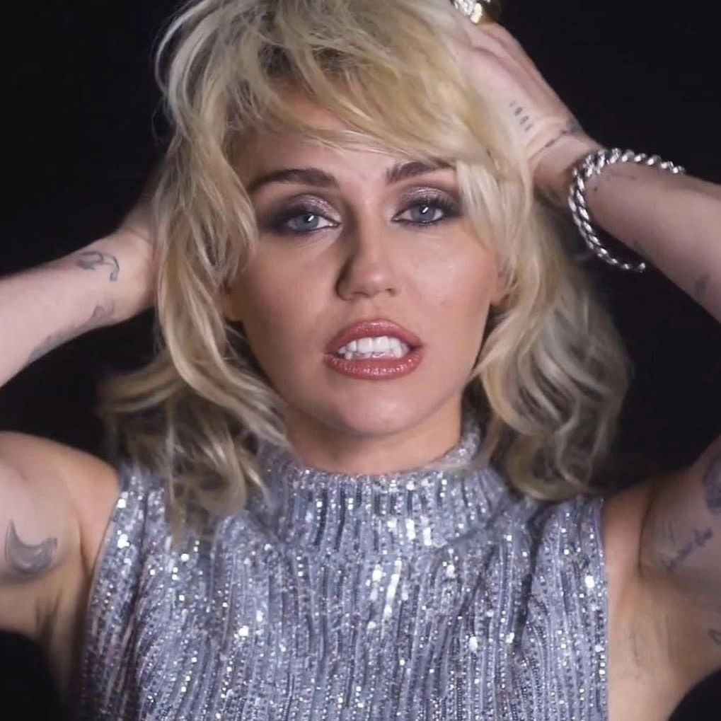 MileyCyrusMC69's tweet photo. #NewProfilePic https://t.co/qoWhEV11TL