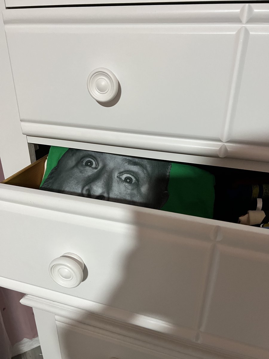 Just Cheeks tweet media