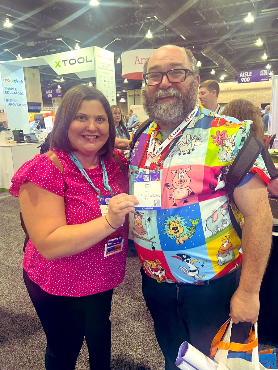 The letter of the day is @WQEDEDU!Shared my <a href="/pa_pbs/">Pennsylvania PBS</a> story on the <a href="/PAECT/">PAECT</a> storytelling stage, talked about WQED PBS assets #DesignLivesHere &amp; The Robot Doctor AND met Joe Wos from #cartoonacademy!!! What a great day!! #STEMinPA #ISTELive w/ <a href="/PADeptofEd/">PA Department of Education</a> <a href="/pa_pbs/">Pennsylvania PBS</a>