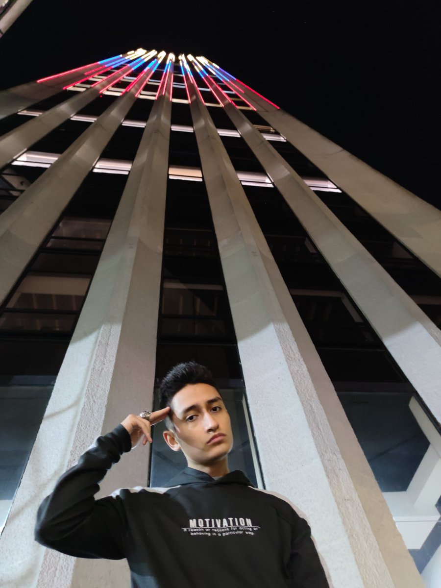 Alejandro_AT__'s tweet image. This is Bogotá D.C 🇨🇴🌆✨ . .
.
.
.
.
.
.
#AlejandroAT #ATG4MER #colpatria #torrecolpatria #bogota #bogotá #bogotadc #bogotádc  @scotiabank