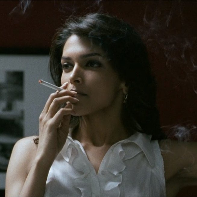 theIunchbox's tweet photo. deepika padukone in karthik calling karthik (2010) https://t.co/8m27QNL96b