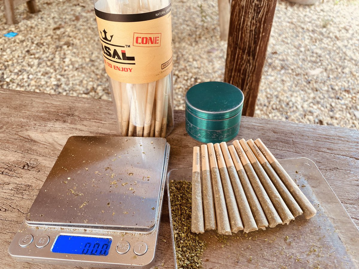 weed420cafe's tweet photo. ขอบคุณน้องๆมากครับ 10ลำ”0.5g”

พันลำพร้อมเสริฟ  Nicole Kush  Thc 24%

ลำใหญ่ 1ลำ 1g 80 💰
ลำเล็ก 1 ลำ 0.5g 40 💰

Line Id 👉🏽👉🏽 https://t.co/uXYsyDkF9a
——————————————-
#หางดง #กัญชาเชียงใหม่ #กัญชาราคาถูก #นัดรับเชียงใหม่ #นัดเจอเชียงใหม่ #กัญชาออแกนิค https://t.co/9yPbDMuu89