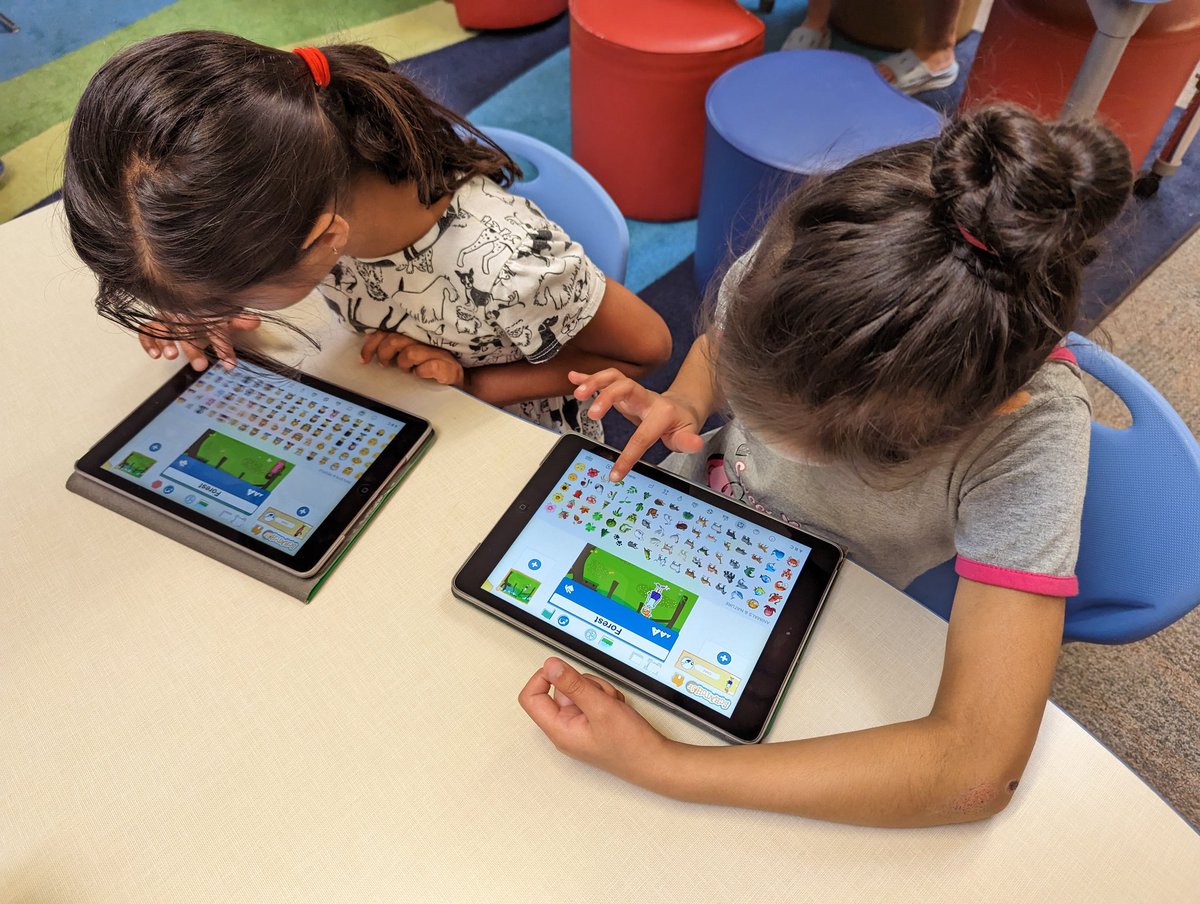WHIL36_library's tweet photo. Students in Gr 2-4 have practiced their critical &amp; creative thinking through tech &amp; #ADST this month! #sd36tl #sd36learn @Ozobot @makeymakey @ScratchJr @woodwardhill212 https://t.co/Fse3WktMms