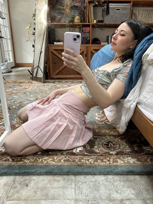 I'm here to break hearts and suck dick and I'm all out of dick https://t.co/Gx6hXJuZIY