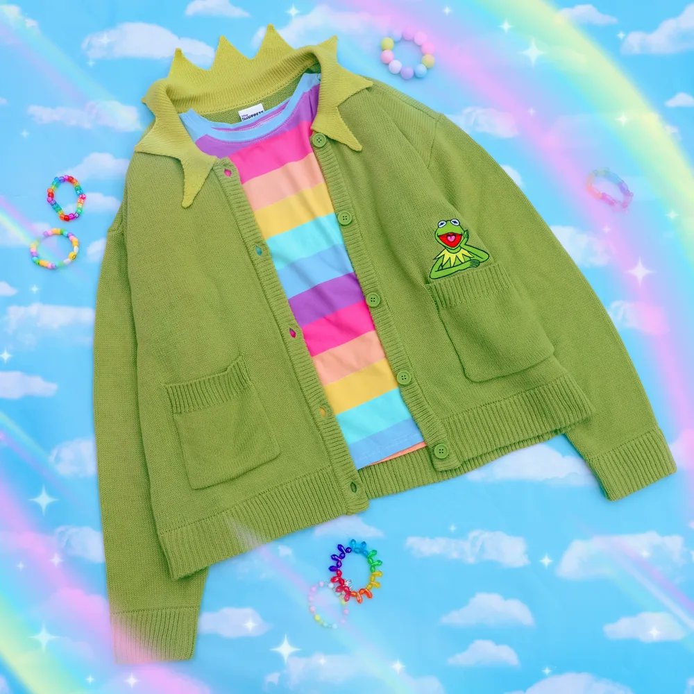 Kermie 🐸! What is the number 1 song you think of when u see Kermit? Me and my best friend Bic were remembering when he sang Kokomo in the 90s- it wasn't til years later that we realized it was a cover and that Kermit didn't write that song 😆

Cardigan by <a href="/HotTopic/">Hot Topic</a>