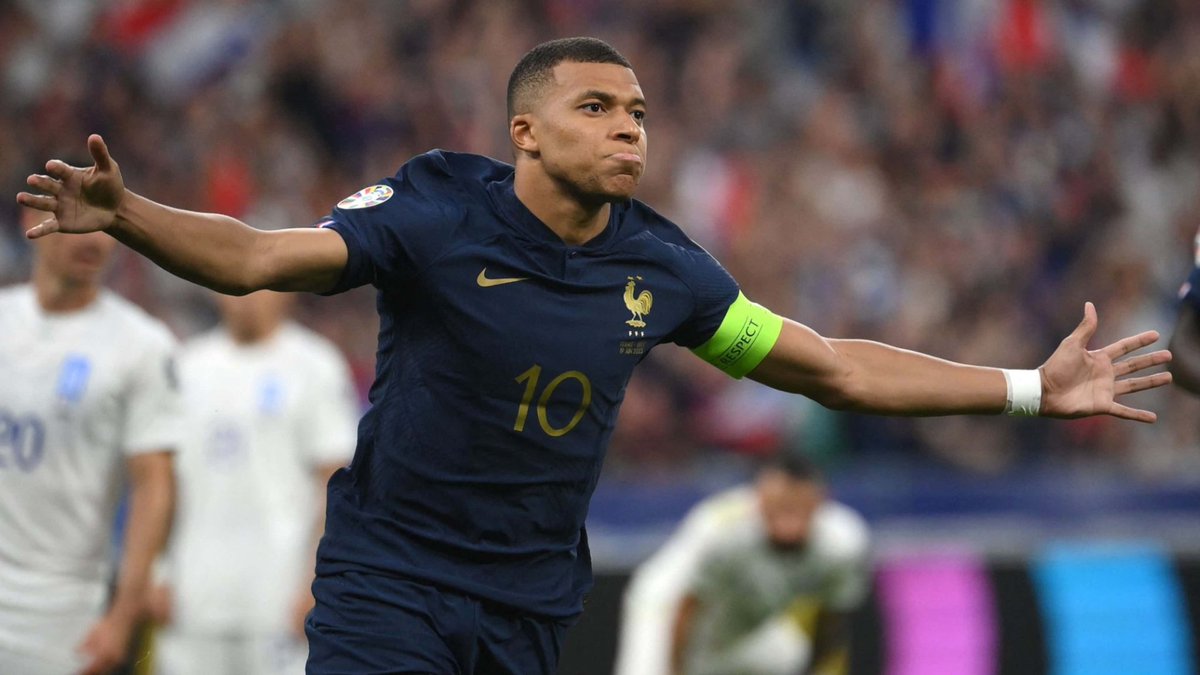 🚨EXCLUSIVE 🚨
LIVERPOOL FC are closing on a deal to sign Kylian Mbappe for a fixed €250M from PSG. Real Madrid failed in the race to sign the French attacker due to late bid.
▫️Medicals scheduled in the next 48hrs.
▫️6 years deal on the table.
#LFC