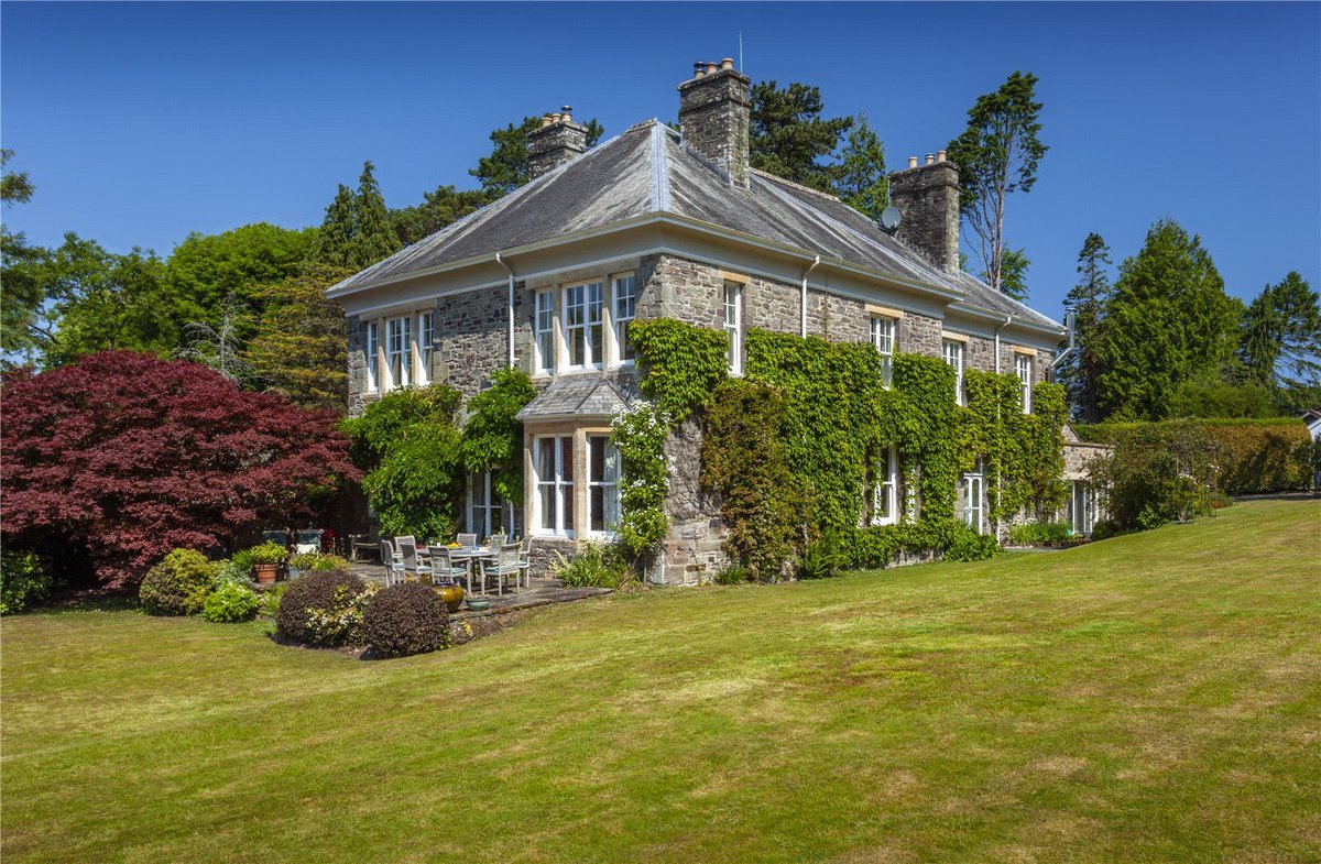 JacksonStops's tweet photo. #Shirwell #Devon

Set within around 78 acres with unspoilt #Devoncountryside views, Kings Warren is a beautifully presented #countryhouse - a rural haven. On the market with @JSNorthDevon with a guide price of £3,650,000.

https://t.co/3leBzaRll1 https://t.co/kQSxVt1nGY