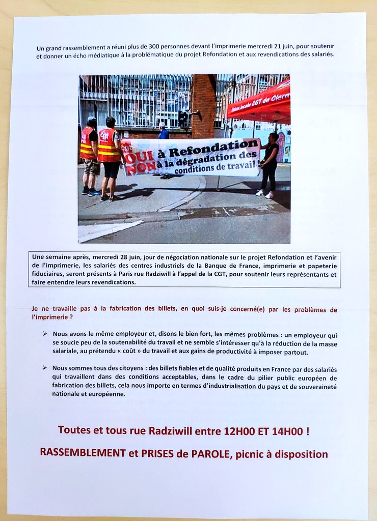 Thomas_Luquet's tweet photo. Soutien aux imprimeurs de Chamalières ! 
Et merci à la #CGT de nous informer de cet énième casse du service public.
#ParisCentre https://t.co/7zqTYDc8Ek