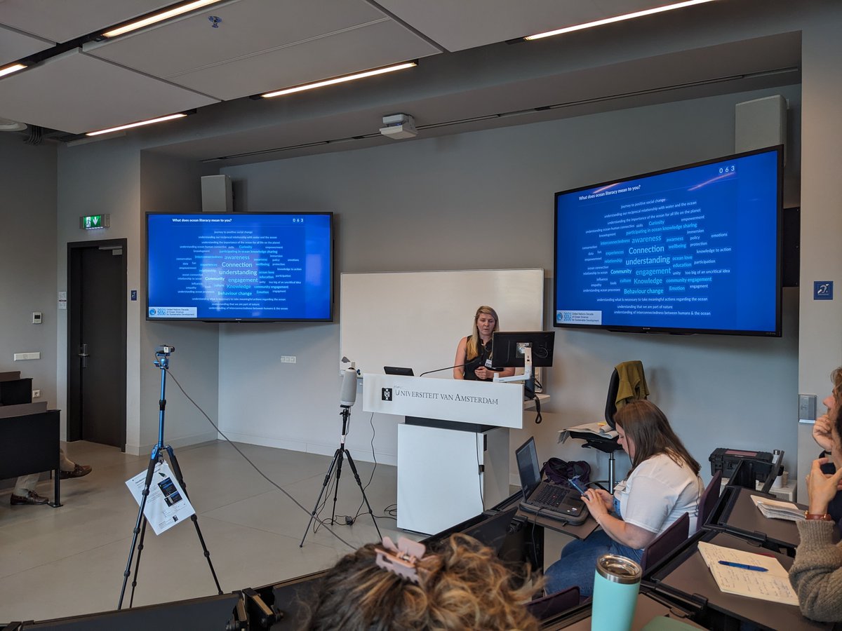 FromSeaToStreet's tweet photo. Our new #CitizenScience initiative is this week at the #MareConference in Amsterdam! Many talks highlight the need to work collaboratively for the oceans, and the important role that arts can play for ocean stewardship! #MARE2023 https://t.co/Qu56seydAd