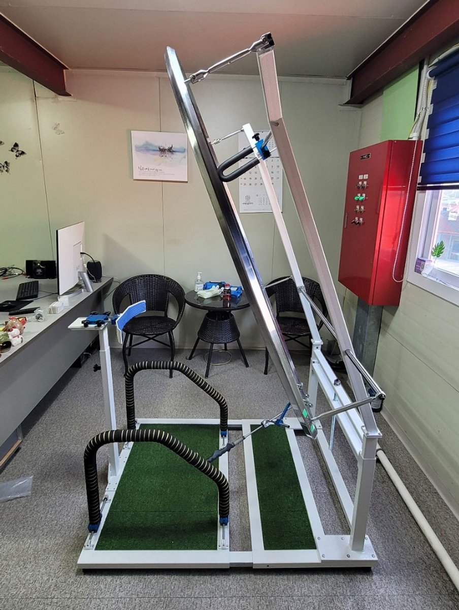 Proswing_Inc's tweet image. 안산 골프초보 #스윙자세교정 #스윙궤도교정 #프로스윙머신 설치
#프로스윙인천점 프로님 직접 배송설치 및 원포인트 레슨 ~^^
proswing.kr
제품:1899-6637
#골프스윙머신 제조기업 (주)프로스윙
#골프연습기계 #골프스윙자세연습기 #드라이버스윙플레인 #아이언스윙플레인 #골프레슨머신