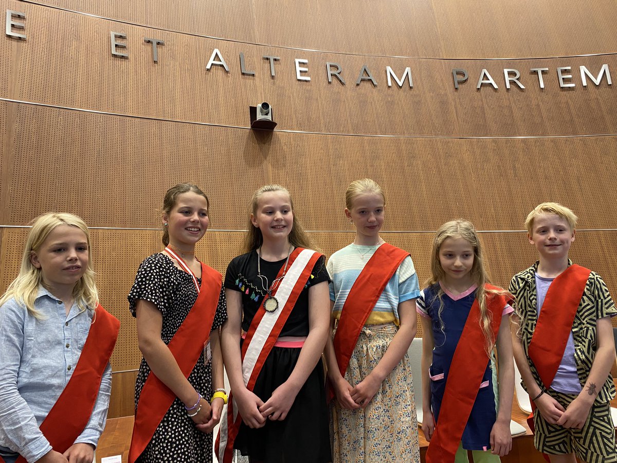 Pheline van der Linden (Kindcentrum Goejanverwelle) is verkozen tot kinderburgemeester van Gouda! 👏 De andere kandidaten mogen zich een jaar lang kinderwethouder van Gouda noemen.