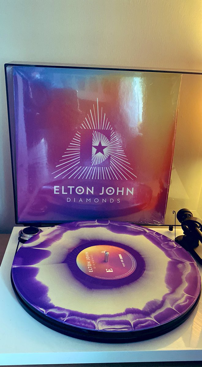 Stunning looking record this #EltonJohn #nowspinning