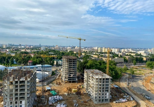 Housing Sales Hit New Peak in Q2 2023 - Over 1.15 Lakh Units Sold in Top 7 Cities

investmentguruindia.com/StockMarket/Ho…

#StockMarket #RealEstateSector @TheAnujPuri @ANAROCK #Investmentguruindia