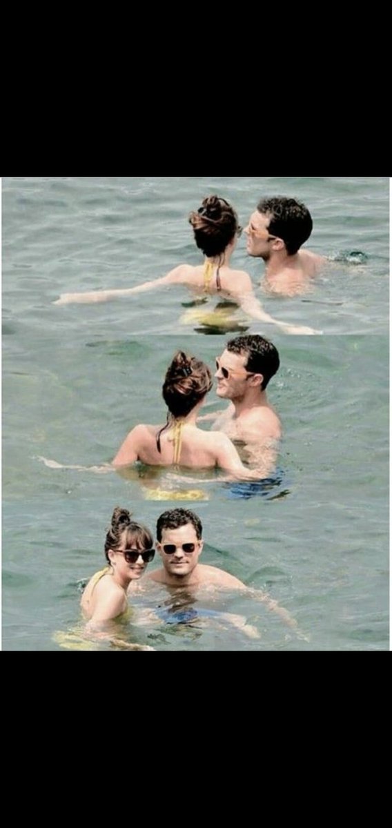 50ShadesFeed's tweet photo. 😎👙🩳💙💛

#jamiedornan #dakotajohnson #fiftyshades https://t.co/j70iBJwtK9