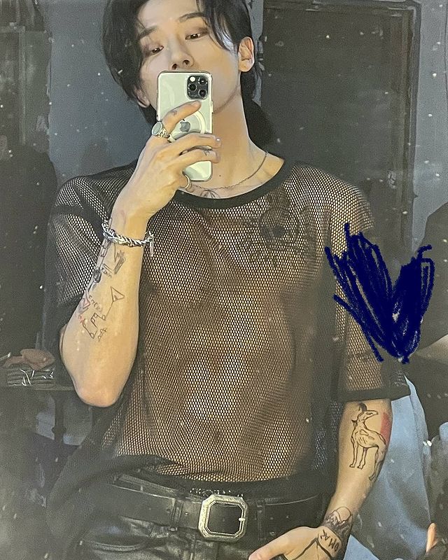 Behold the luminary, a supernova of audacious fervor, embodying an enigmatic fusion of rebellion and finesse, sculpting auditory landscapes with unyielding audacity. Shattering boundaries and igniting aural infernos with every riff, forever immortalized in the hearts of devotees.